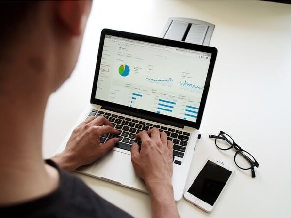 Hướng dẫn làm SEO website – Bí Quyết Tăng Hạng Hiệu Quả